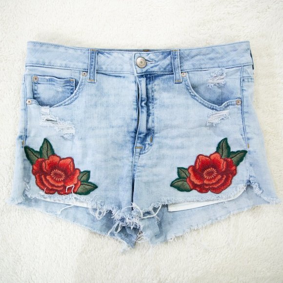 American Eagle Outfitters Pants - AEO American Eagle Floral Hi-Rise Shortie size 12